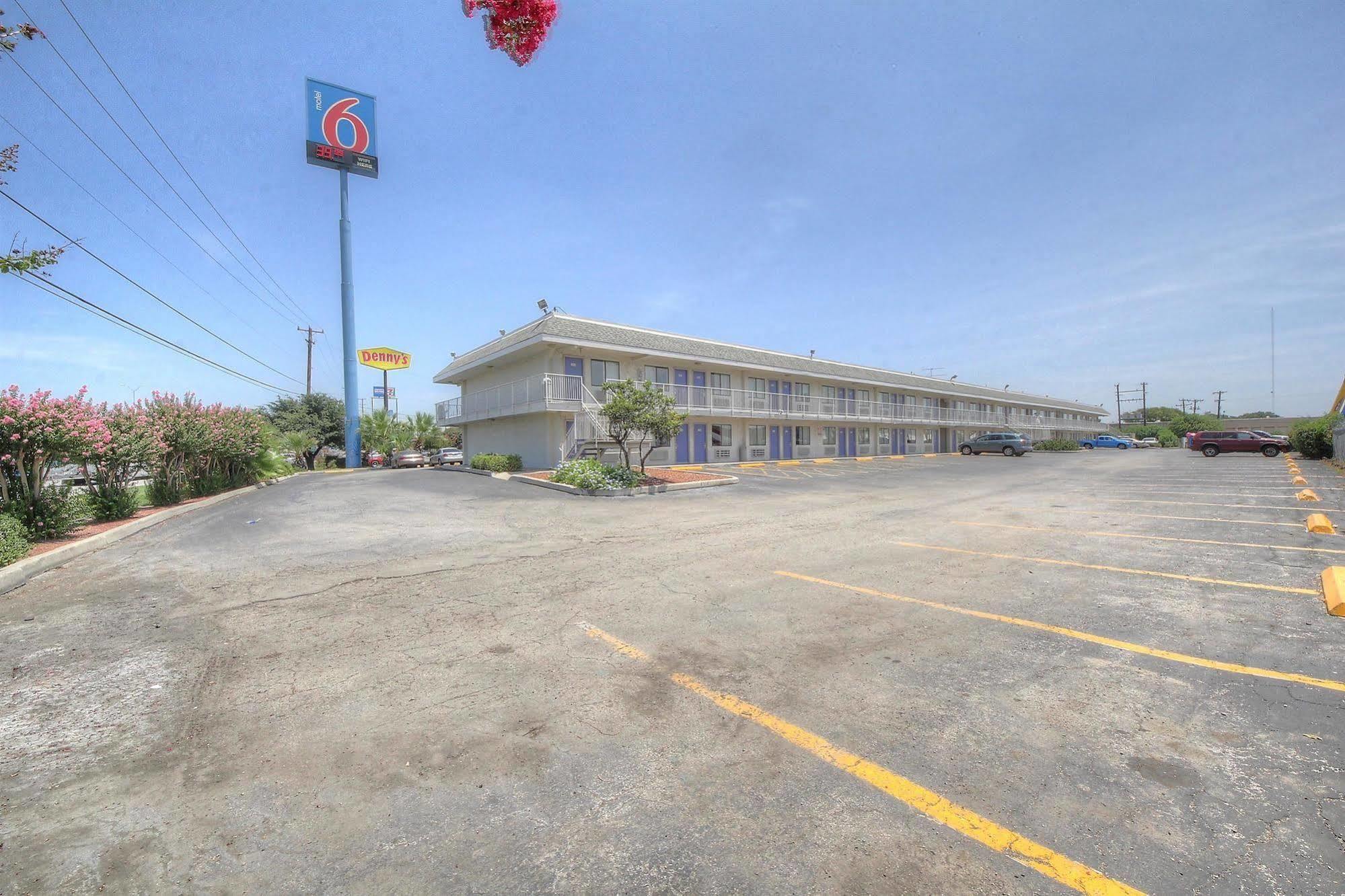 Motel 6-San Antonio, Tx - Fort Sam Houston Exterior photo